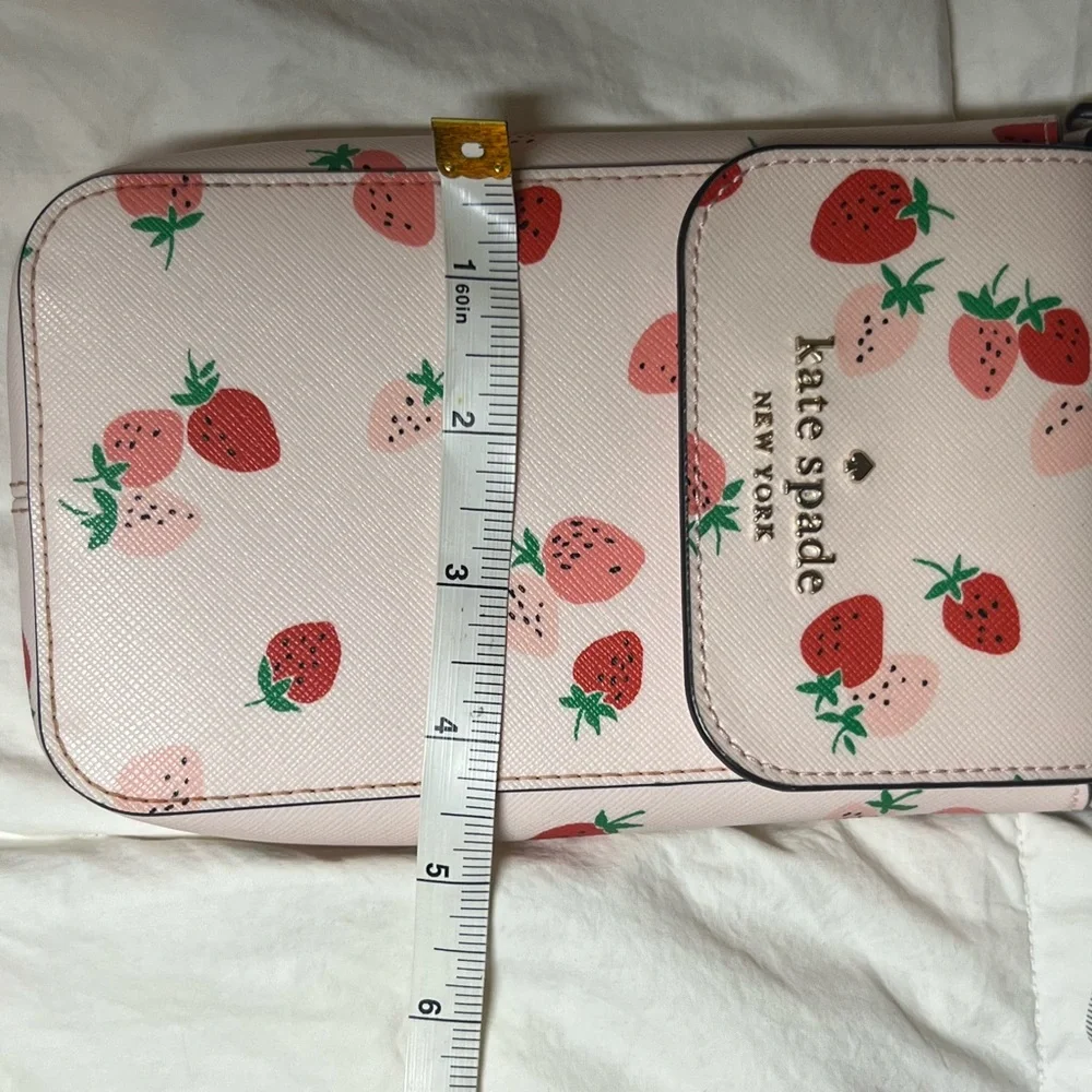 🍓Kate Spade Strawberry Print Phone Crossbody Bag Pink Slim Mini Flap